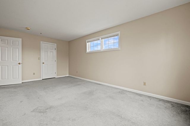 20 Heaths Ct 201, Lynn, MA 01905
