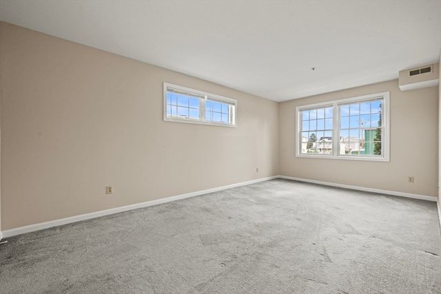 20 Heaths Ct 201, Lynn, MA 01905