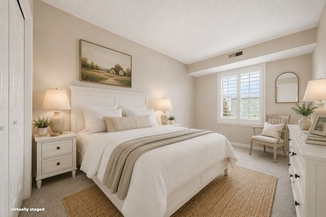 20 Heaths Ct 201, Lynn, MA 01905