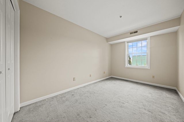 20 Heaths Ct 201, Lynn, MA 01905