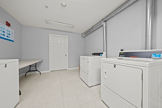 20 Heaths Ct 201, Lynn, MA 01905