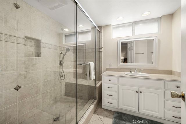 18937 Citronia, Northridge, CA 91324