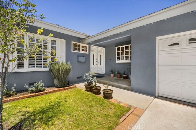 18937 Citronia, Northridge, CA 91324