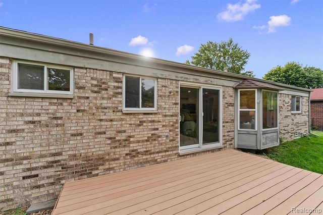 39861 Rager Court, Clinton Township, MI 48038