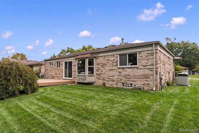 39861 Rager Court, Clinton Township, MI 48038