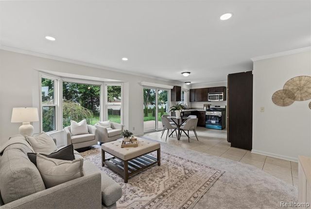 39861 Rager Court, Clinton Township, MI 48038
