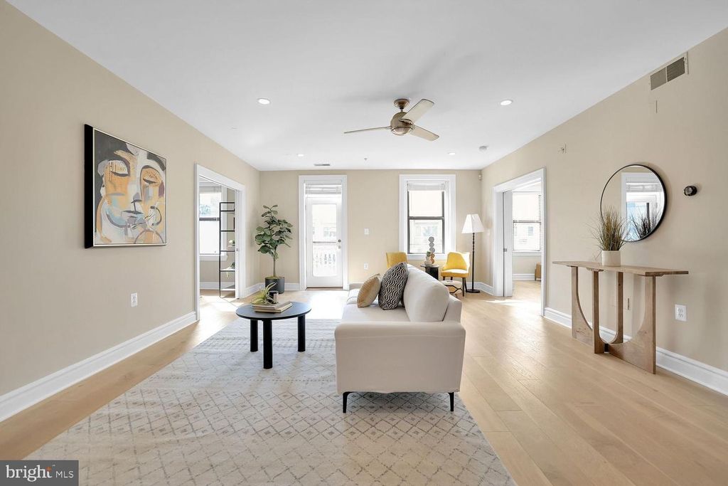 1419 CLIFTON ST NW #301, Washington, DC 20009