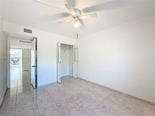 2412 NE 11th St 160, Hallandale Beach, FL 33009