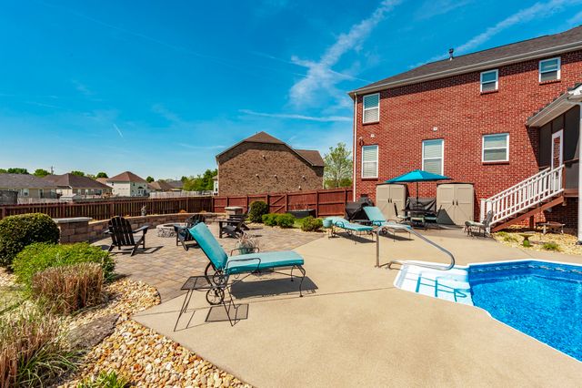 1291 Whitehall Ter, Gallatin, TN 37066