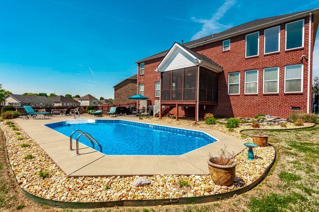 1291 Whitehall Ter, Gallatin, TN 37066