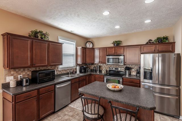 1291 Whitehall Ter, Gallatin, TN 37066