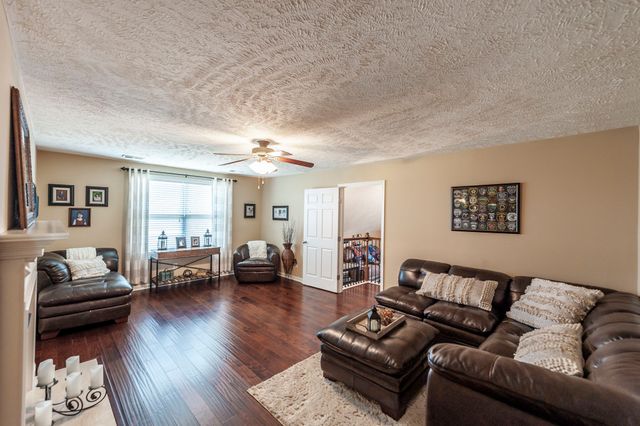 1291 Whitehall Ter, Gallatin, TN 37066