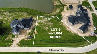 2 Dashingly Court, Tomball, TX 77377