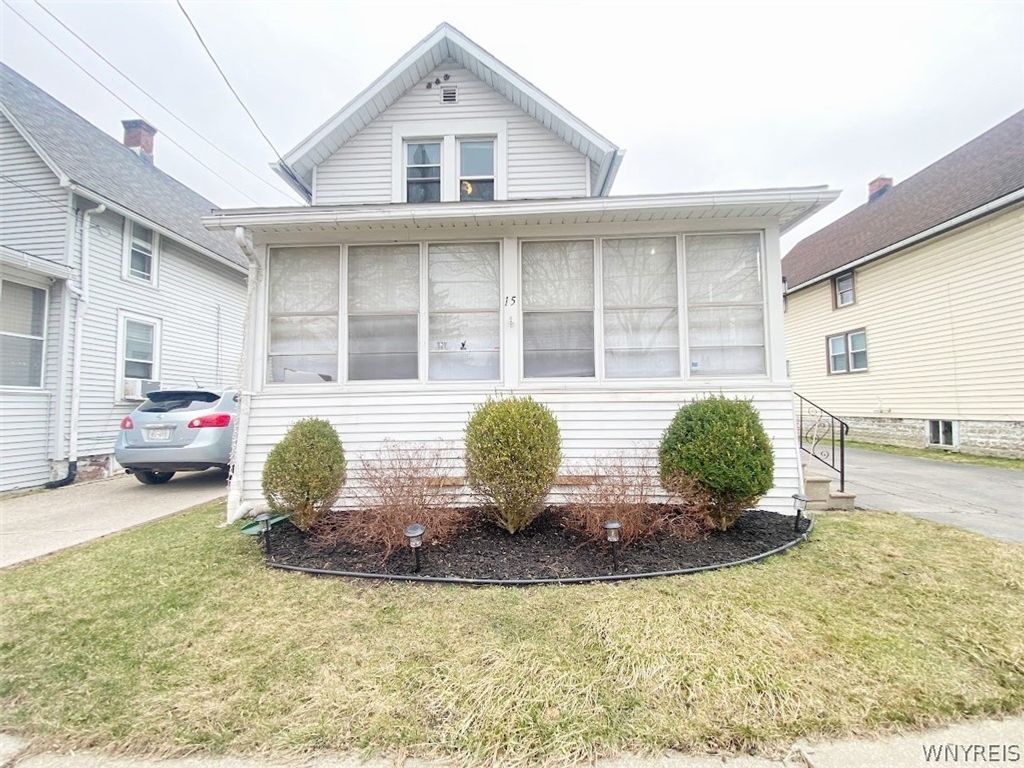15 Linwood Avenue, North Tonawanda, NY 14120