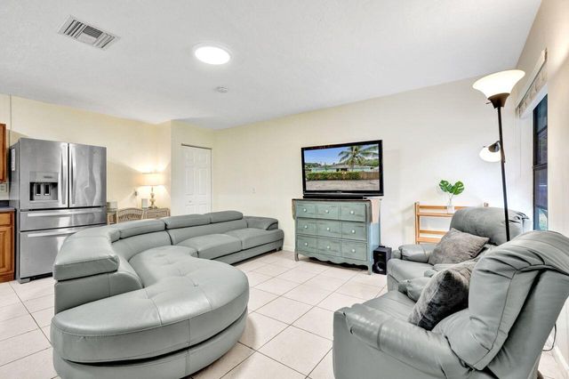 1718 Ridge Road, North Palm Beach, FL 33408