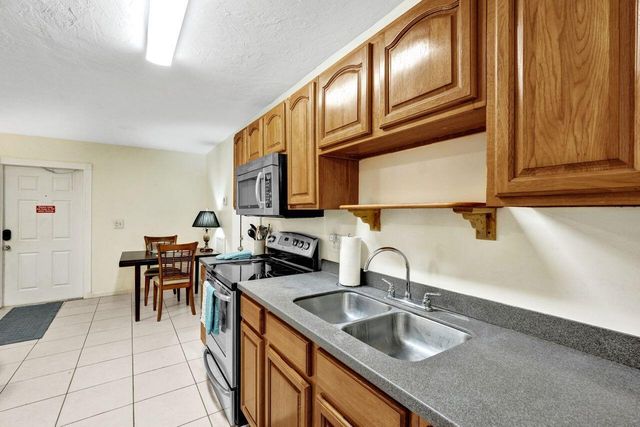 1718 Ridge Road, North Palm Beach, FL 33408