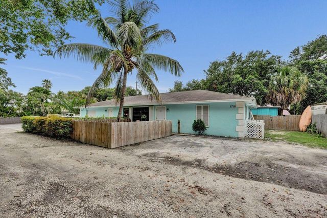 1718 Ridge Road, North Palm Beach, FL 33408