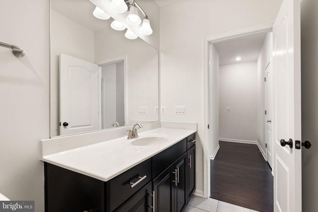 13650 AIR AND SPACE MUSEUM PKWY, Herndon, VA 20171