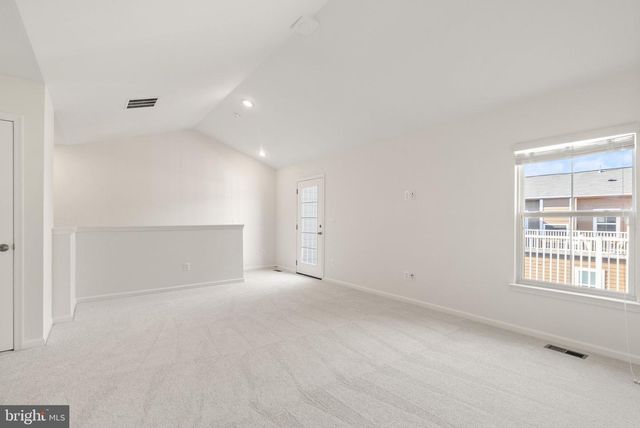 13650 AIR AND SPACE MUSEUM PKWY, Herndon, VA 20171