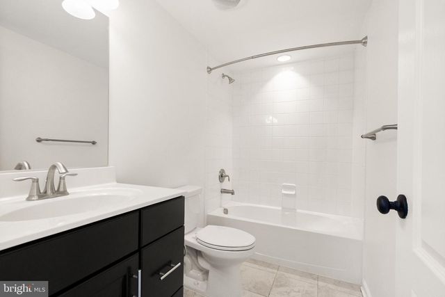 13650 AIR AND SPACE MUSEUM PKWY, Herndon, VA 20171