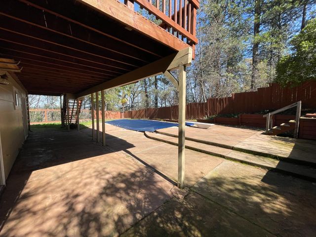 2760 Sunrise Dr, Meadow Vista, CA 95722