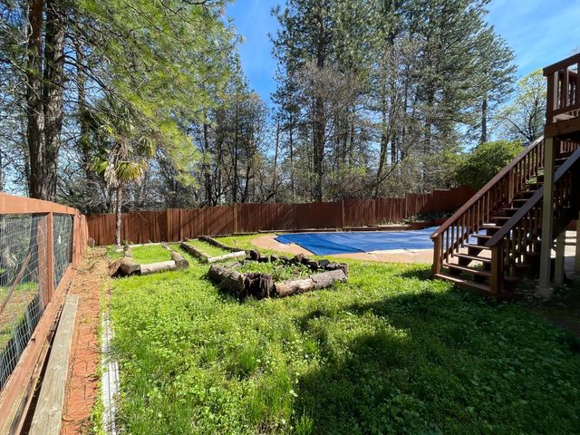 2760 Sunrise Dr, Meadow Vista, CA 95722