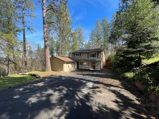 2760 Sunrise Dr, Meadow Vista, CA 95722