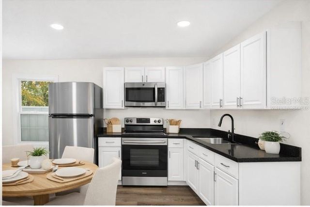 515 9TH STREET, Winter Garden, FL 34787