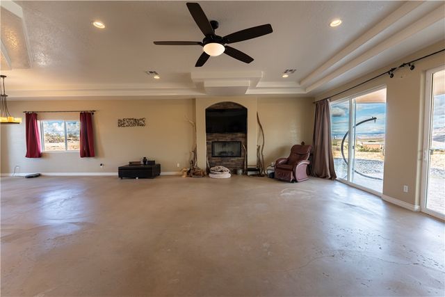 855 Price Cove, Meadview, AZ 86444