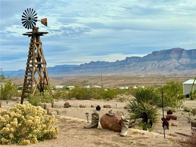 855 Price Cove, Meadview, AZ 86444