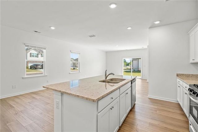 1588 Hay Patch Lane, Loganville, GA 30052