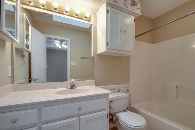 1918 Lee Drive, Denton, TX 76209