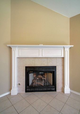 1918 Lee Drive, Denton, TX 76209