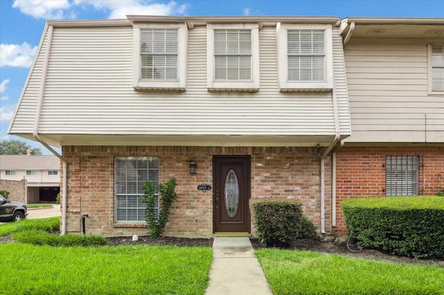 14664 Perthshire Road G, Houston, TX 77079