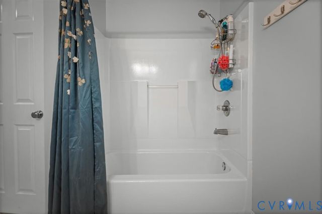 14805 Fox Dr, South Chesterfield, VA 23834