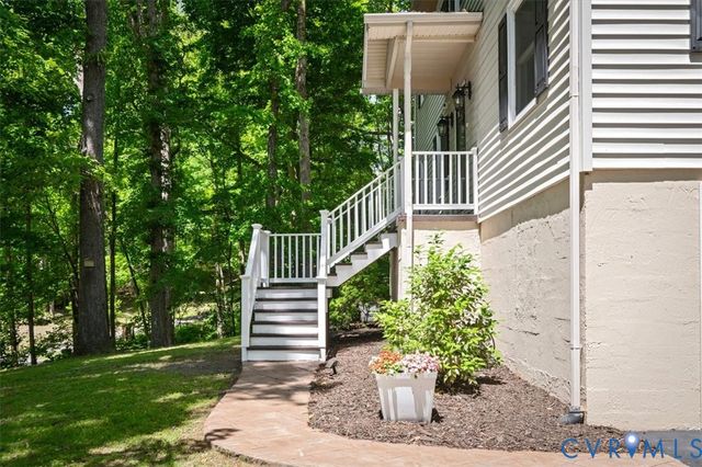 14805 Fox Dr, South Chesterfield, VA 23834