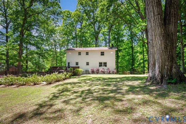 14805 Fox Dr, South Chesterfield, VA 23834