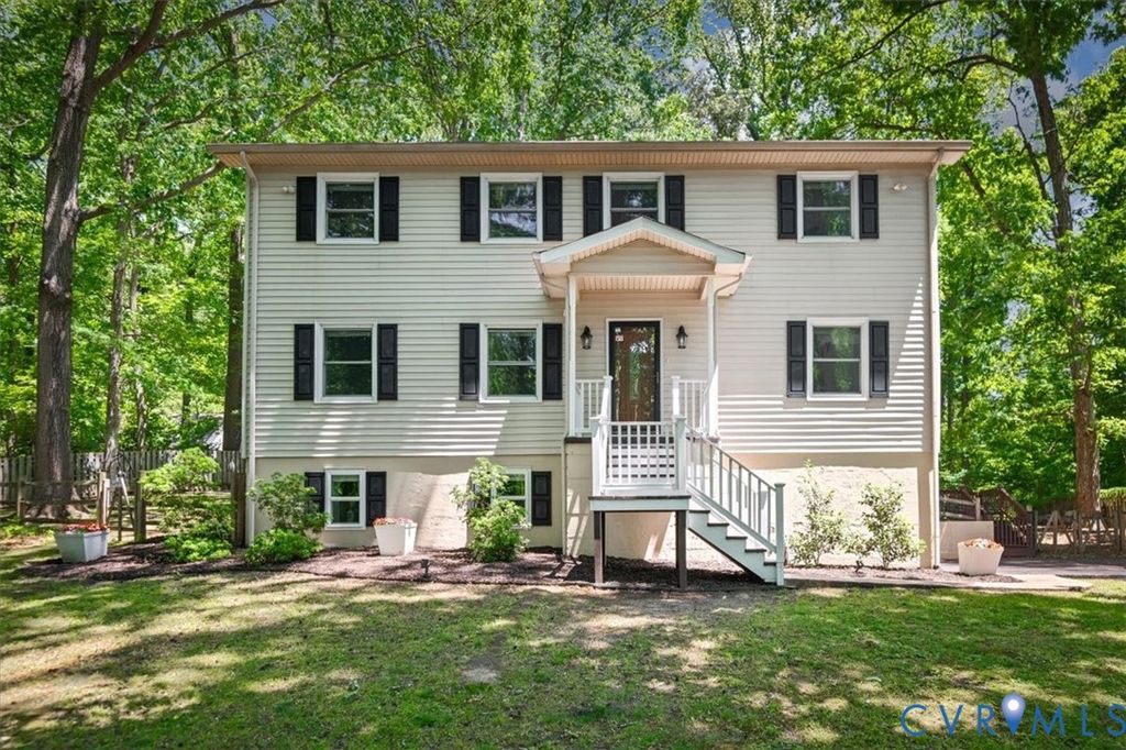 14805 Fox Dr, South Chesterfield, VA 23834