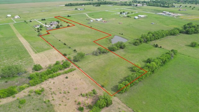 022 EAST LINE, Whitewright, TX 75491