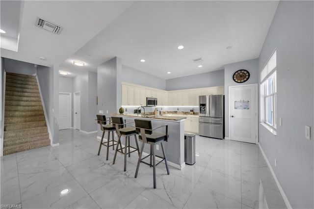 2736 Blue Cypress Lake CT, Cape Coral, FL 33909