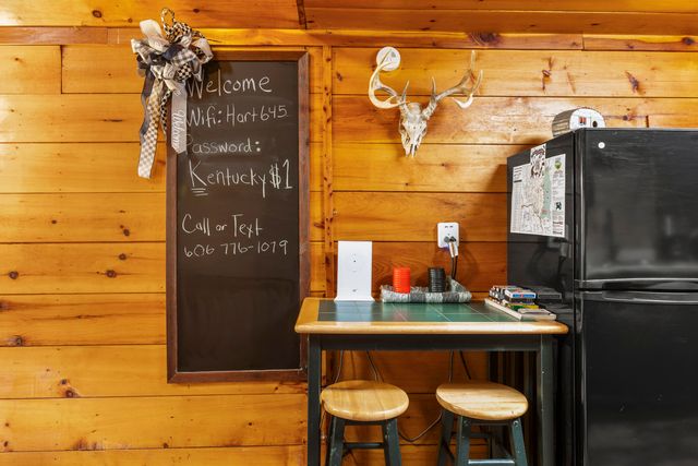 645-1 Right Fork Fixer Road, Beattyville, KY 41311