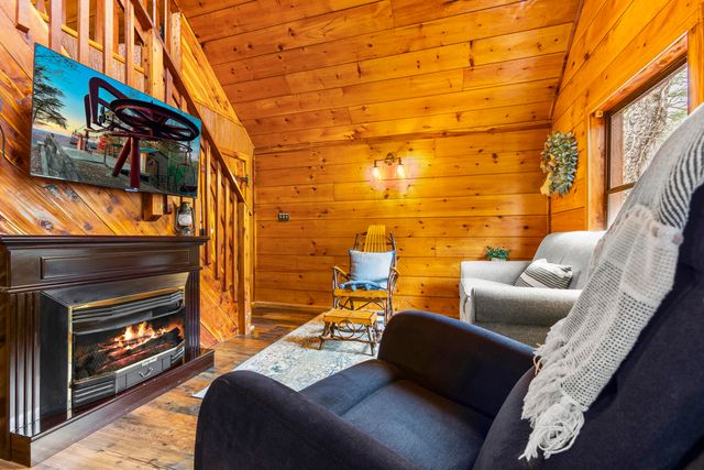 645-1 Right Fork Fixer Road, Beattyville, KY 41311