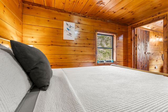 645-1 Right Fork Fixer Road, Beattyville, KY 41311