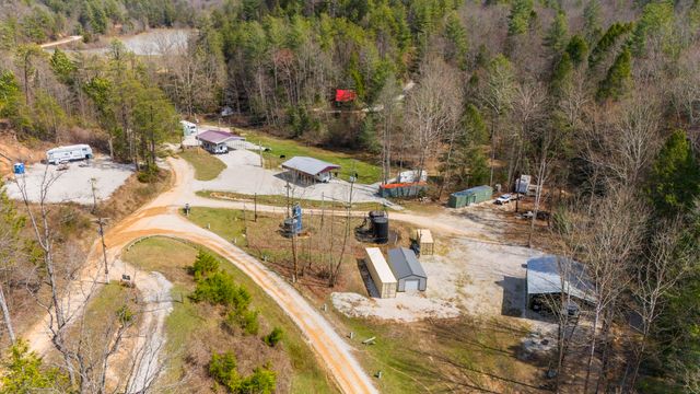 645-1 Right Fork Fixer Road, Beattyville, KY 41311