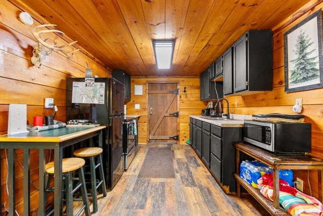 645-1 Right Fork Fixer Road, Beattyville, KY 41311