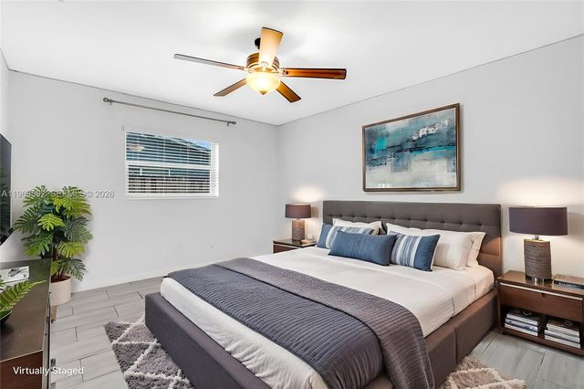 3430 N 65th Ave, Hollywood, FL 33024