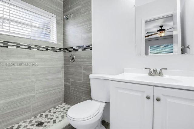 3430 N 65th Ave, Hollywood, FL 33024