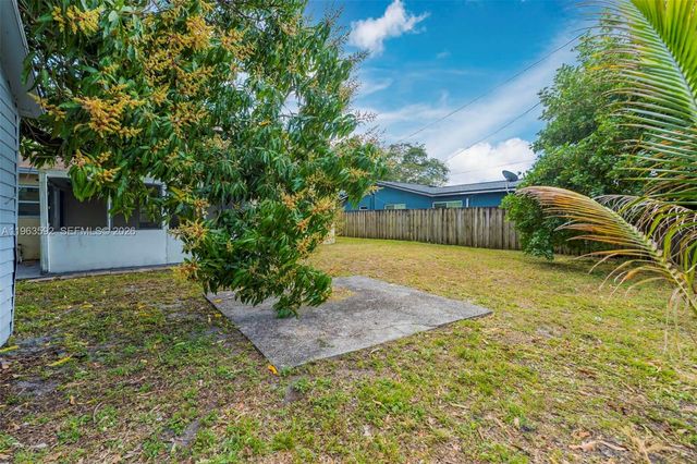 3430 N 65th Ave, Hollywood, FL 33024