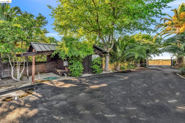 3300 CONCORD AVENUE A, Brentwood, CA 94513