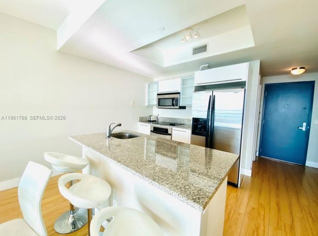 888 Biscayne Blvd 1603, Miami, FL 33132